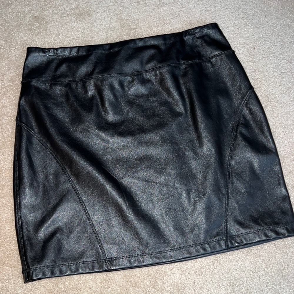Express Faux Leather skirt size small